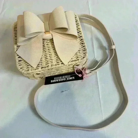 NWT- Like Dream Crossbody with Large Cream Bow - Picture 5 of 8